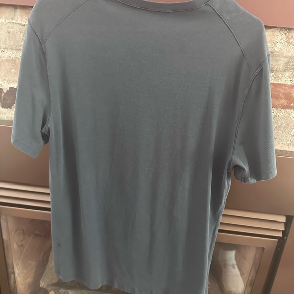 Lululemon Large Men’s T shirt - Picture 1 of 4